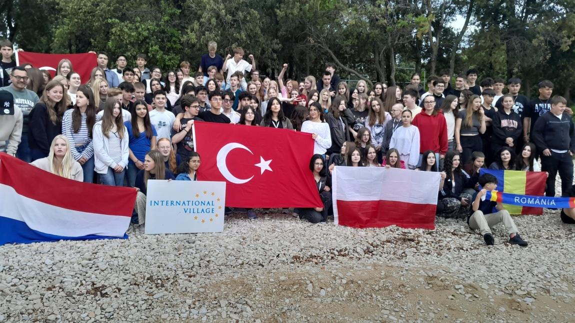 INTERNATIONAL VILLAGE PROJESİ NE KATILDIK